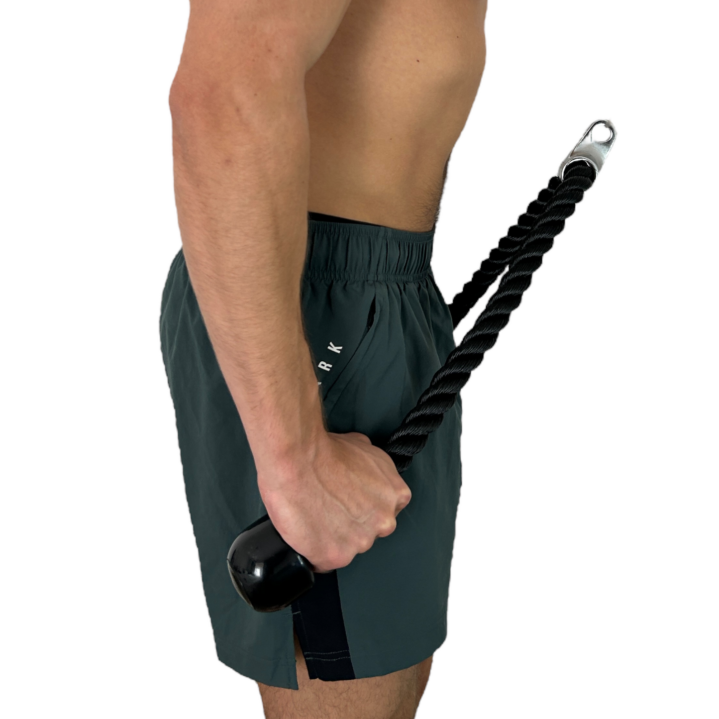 LIFTIN tricep rope 100 cm - triceps touw voor maximale bewegingsvrijheid tijdens workouts - gebruiksvoorbeeld